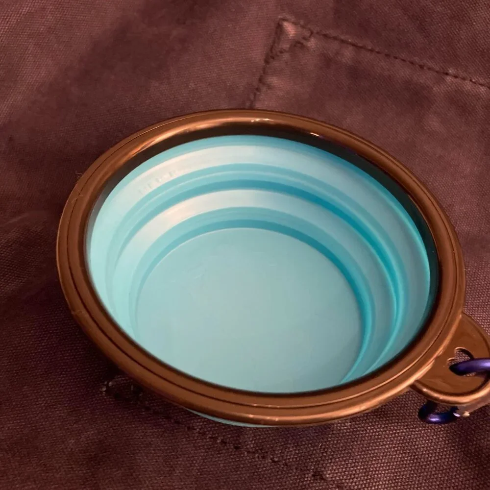 Two Collapsible Dog bowls for Travel, Walking and more! Carabiner hook. NWT